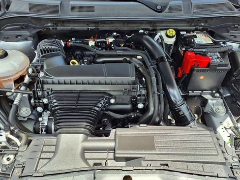 Certified 2023 Lincoln Corsair FWD image 3