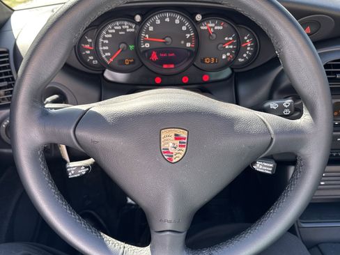 Used 2002 Porsche 911 Cabriolet image 30