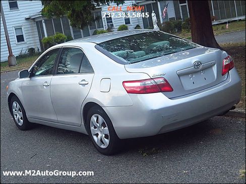 Used 2009 Toyota Camry LE image 27