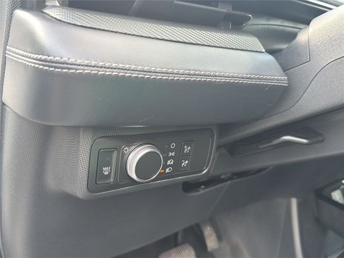 Used 2021 Ford Mustang Mach-E Premium AWD/4WD image 29