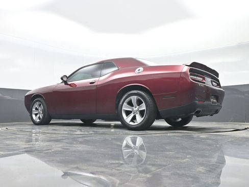 Used 2020 Dodge Challenger SXT image 35