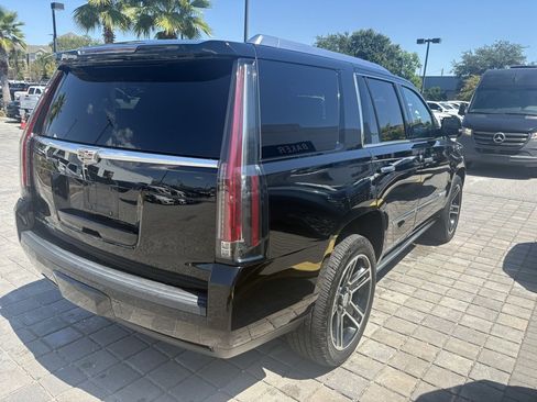 Used 2015 Cadillac Escalade Premium image 5