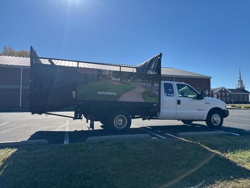 Used 2000 Ford F350 XL image 4