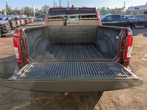 Used 2021 RAM 1500 Big Horn image 12