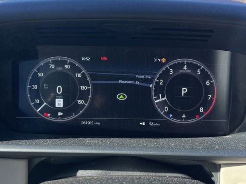 Used 2018 Land Rover Discovery HSE image 6