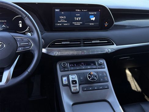 Used 2021 Hyundai Palisade Calligraphy image 17