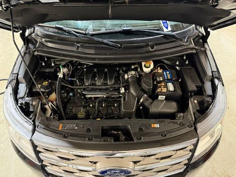 Used 2018 Ford Explorer XLT w/ Equipment Group 202A AWD/4WD image 33