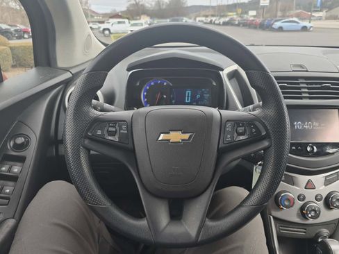 Used 2016 Chevrolet Trax LT image 15