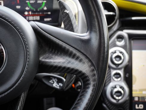 Used 2021 McLaren 720S Luxury image 26