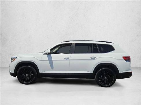 Used 2023 Volkswagen Atlas SE AWD/4WD image 9