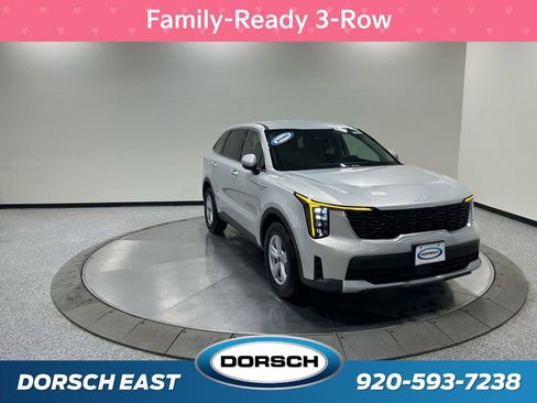 New 2026 Kia Sorento LX image 3