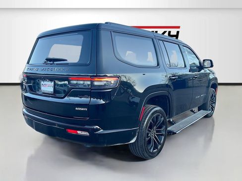 Used 2024 Jeep Grand Wagoneer Series III w/ Rear Seat Video Group 1 image 7