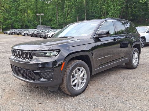 New 2025 Jeep Grand Cherokee Laredo X w/ Luxury Tech Group I image 2