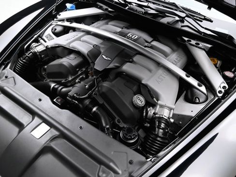 Used 2009 Aston Martin DB9 Coupe image 38