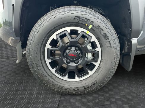 New 2026 Toyota Tacoma TRD Off-Road AWD/4WD image 10
