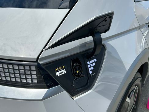 Used 2023 Hyundai Ioniq 5 Limited RWD image 70