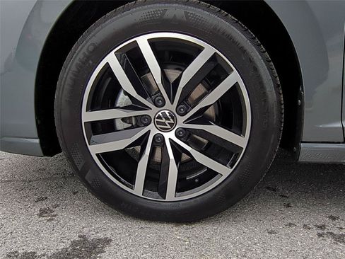 New 2026 Volkswagen Jetta SE FWD image 22