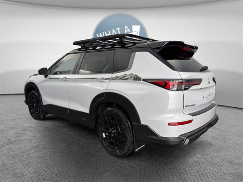 New 2026 Mitsubishi Outlander Trail Edition image 6