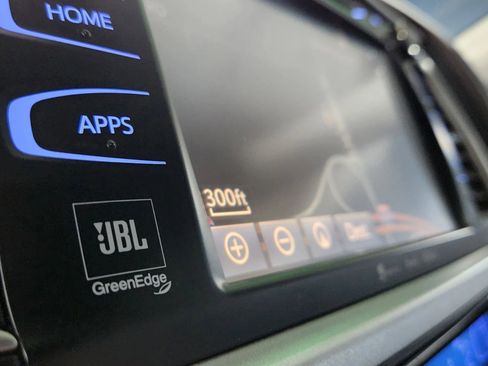 Used 2017 Toyota Highlander Limited image 41