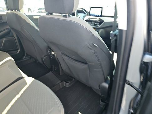 Used 2021 Ford Escape SE w/ Cold Weather Package image 16