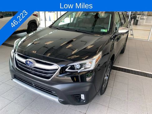 Used 2021 Subaru Outback Touring XT AWD/4WD image 2