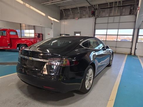 Used 2017 Tesla Model S 75D image 9