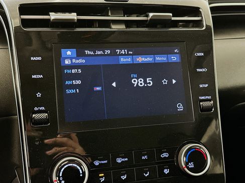 Used 2023 Hyundai Tucson SEL image 21