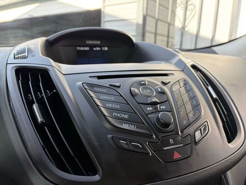 Used 2014 Ford Escape SE image 29