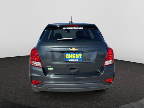 Used 2019 Chevrolet Trax LS w/ LPO, Cargo Package FWD image 7