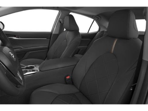 Used 2018 Toyota Camry XLE FWD image 12