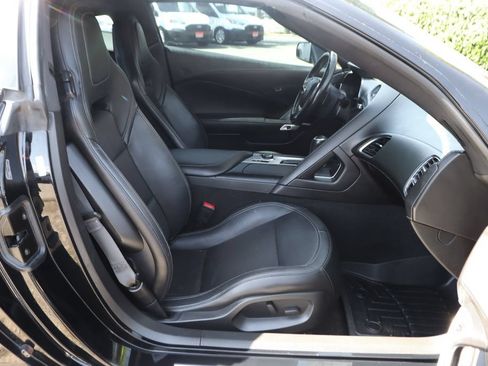 Used 2015 Chevrolet Corvette Stingray Coupe RWD image 36