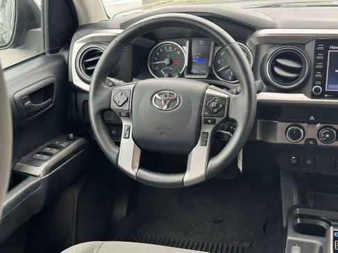 Used 2020 Toyota Tacoma SR5 w/ Technology Package image 42