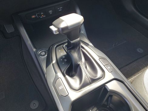 Used 2025 Kia K4 FWD image 25