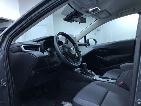 Certified 2025 Toyota Corolla LE image 10