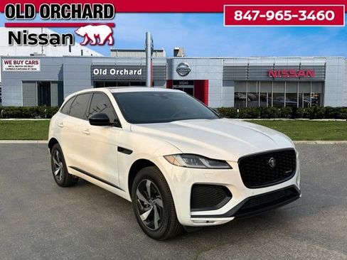Used 2025 Jaguar F-PACE R-Dynamic S image 4