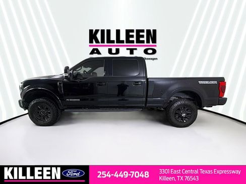 Used 2022 Ford F250 Lariat w/ Tremor Off-Road Package image 4