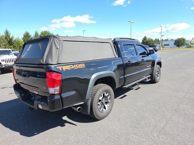 Used 2016 Toyota Tacoma TRD Off-Road AWD/4WD image 17