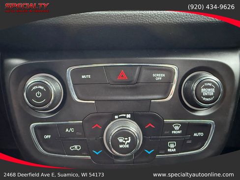 Used 2019 Jeep Compass Trailhawk w/ Cold Weather Group image 29