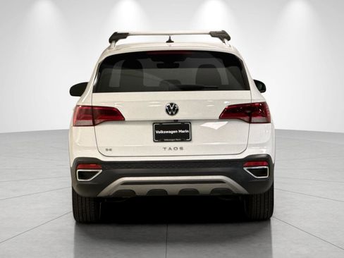 Used 2023 Volkswagen Taos SE FWD image 4