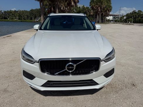 Used 2019 Volvo XC60 T5 Momentum w/ Premium Package FWD image 6