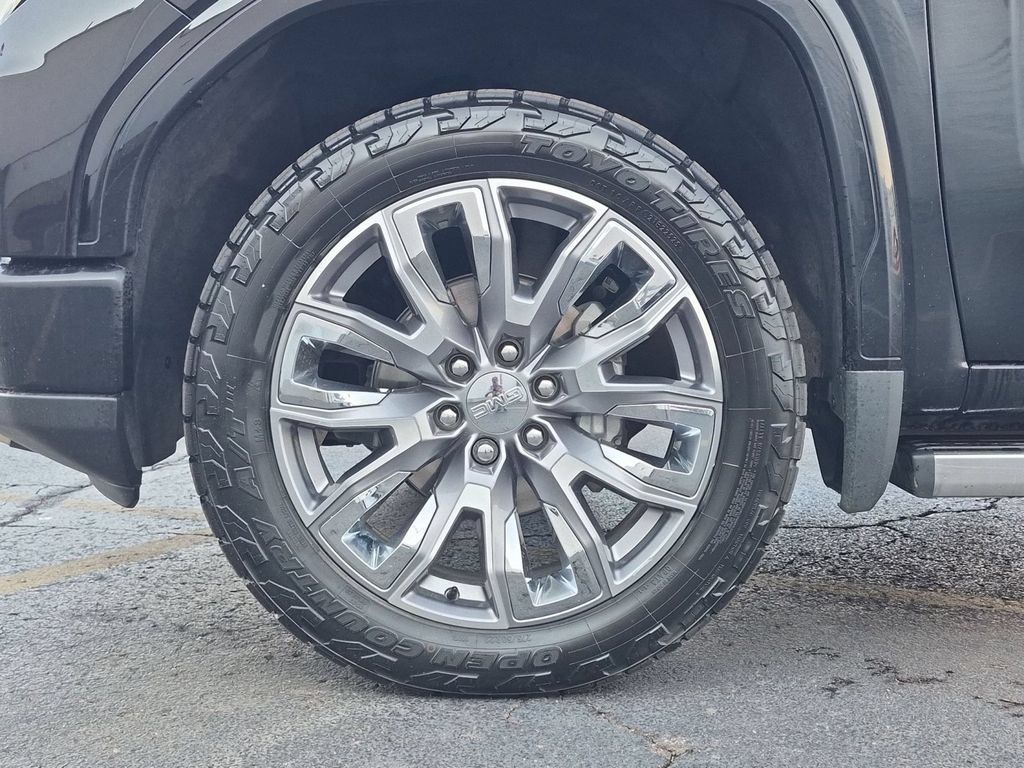 Used 2024 GMC Sierra 1500 Denali AWD/4WD image 11