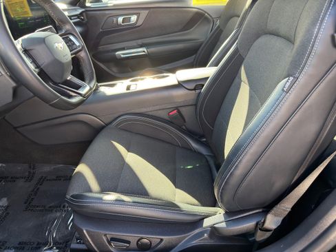 Used 2024 Ford Mustang Coupe image 15