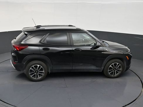 Used 2025 Chevrolet TrailBlazer LT w/ Driver Confidence Package FWD image 17