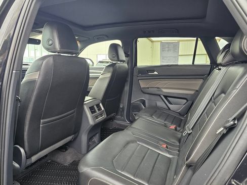 Used 2023 Volkswagen Atlas Cross Sport SEL Premium R-Line AWD/4WD image 11