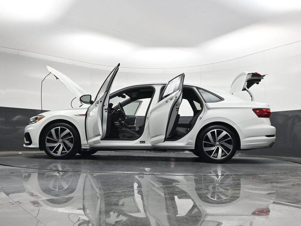 Used 2020 Volkswagen Jetta GLI Autobahn FWD image 42