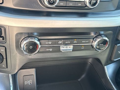 Used 2022 Ford F150 XL w/ Trailer Tow Package image 19