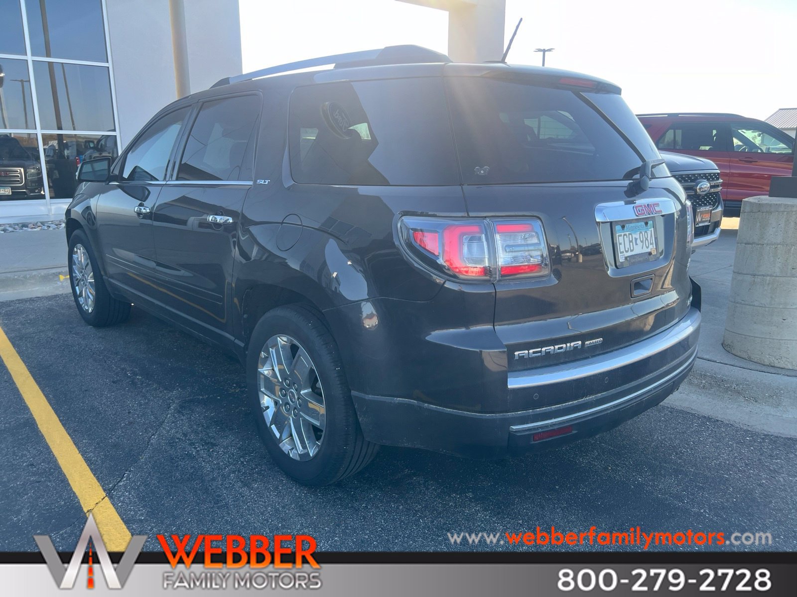 Used 2017 GMC Acadia Limited SLT AWD/4WD image 2