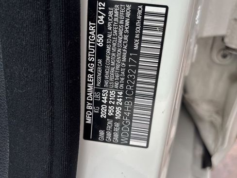 Used 2012 Mercedes-Benz C 250 Sedan image 24