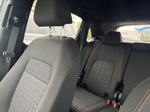 Used 2027 Honda HR-V Sport image 3