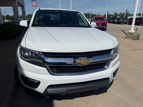 Used 2019 Chevrolet Colorado LT AWD/4WD image 3